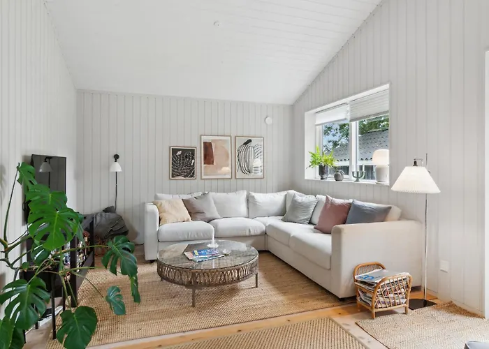 3 Bedroom In Samso Sælvig