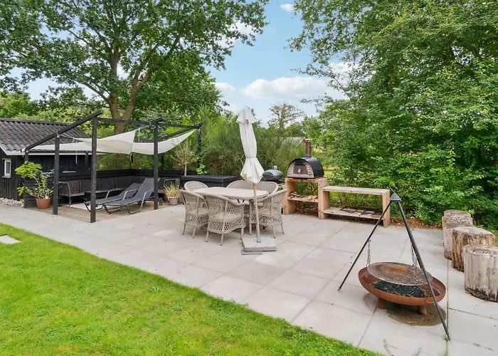 3 Bedroom In Samso Saelvig